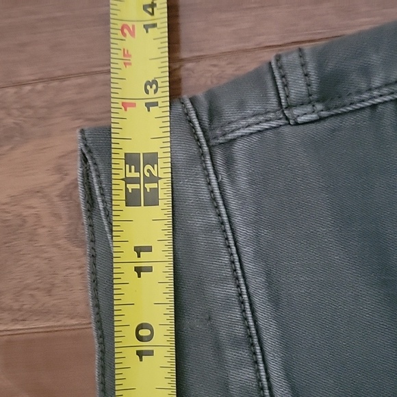 Madewell 9" High Rise Skinny Jeans in Olive Green Buton Front 24 Style J6660 - Picture 9 of 11